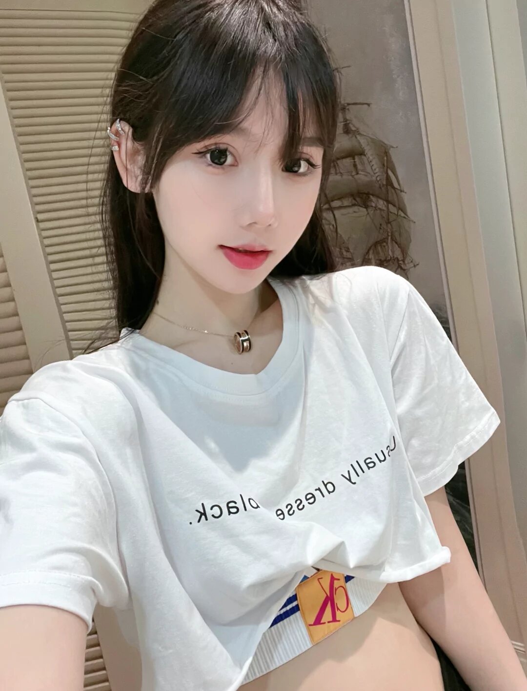 留学生约炮约爱加line：qj98877可上门