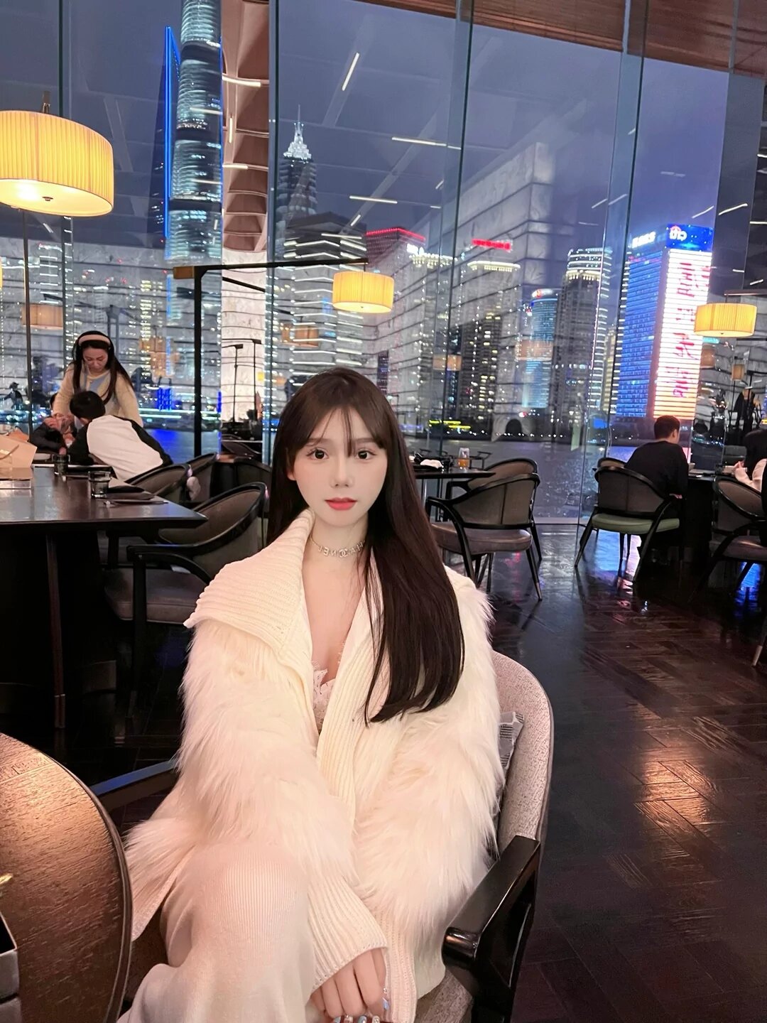 留学生约炮约爱加line：qj98877可上门