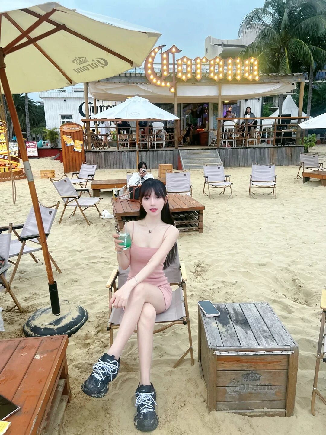 留学生约炮约爱加line:qj98877可上门