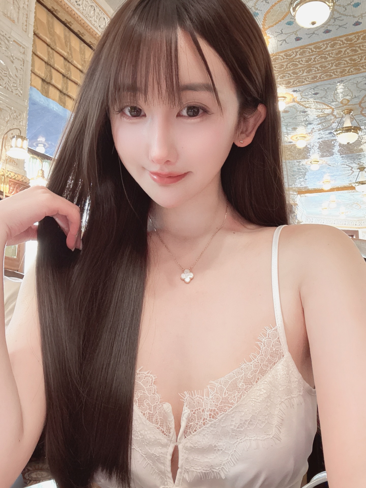 留学生约炮加LINE: wt8135 可上门