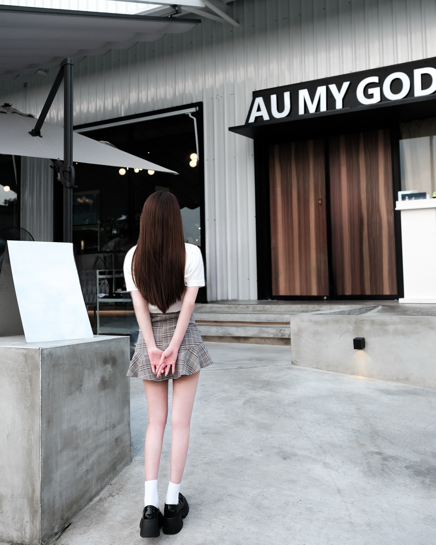 留学生约炮约爱加line:wt8135