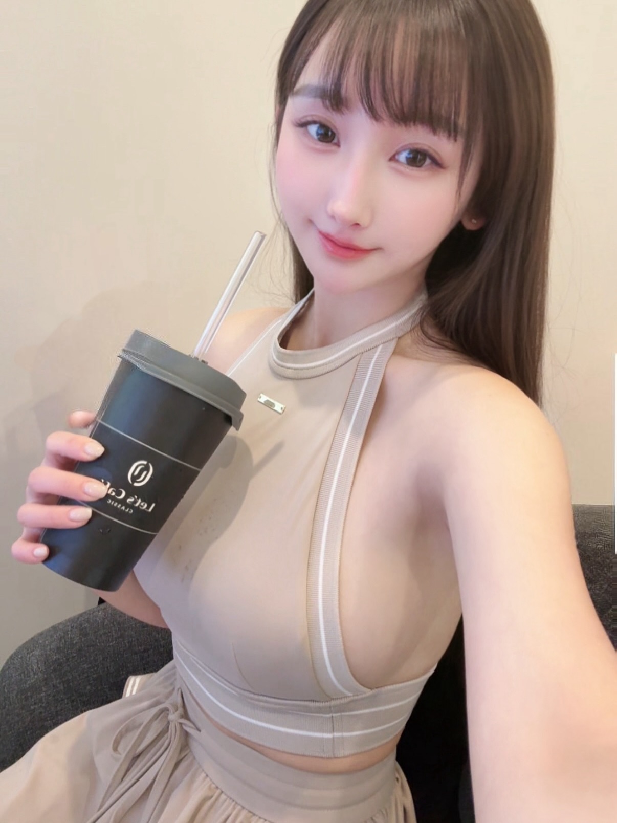 留学生约炮约爱加line：wt8135可上门