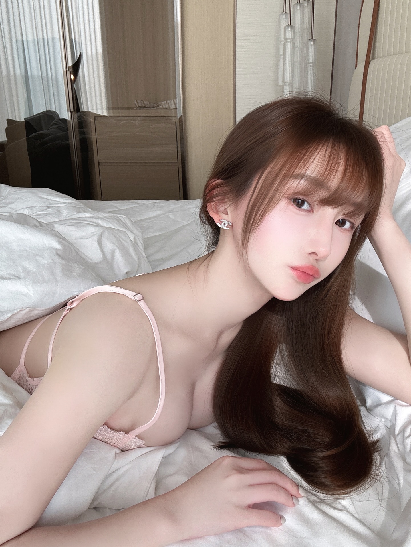 留学生约炮越爱加LINE: wt8135 可上门