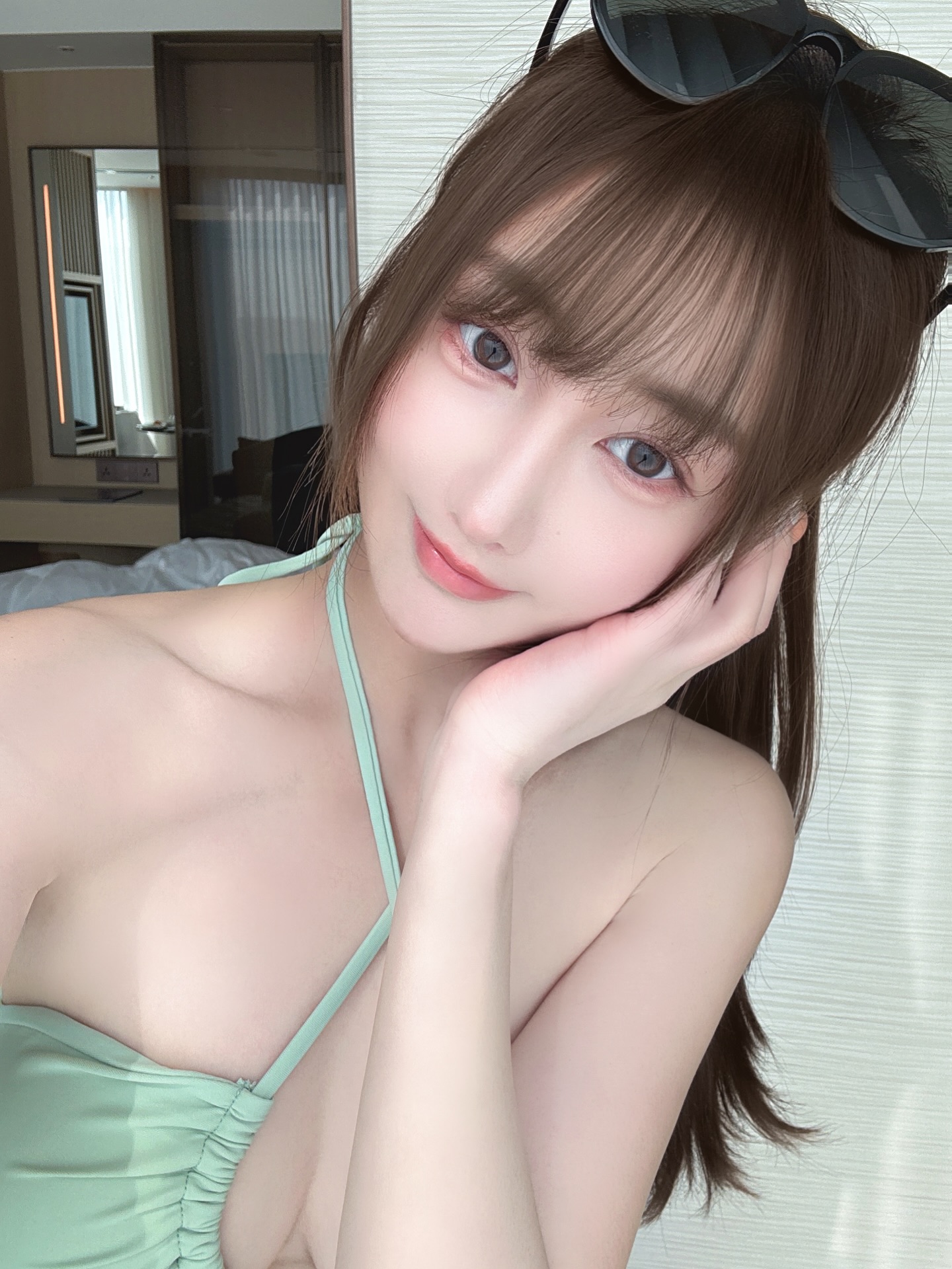 留学生约炮加LINE: wt8135 可上门