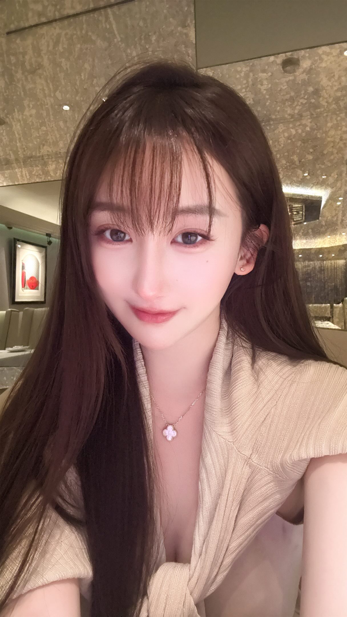 留学生约炮约爱加LINE: wt8135 莞式服务